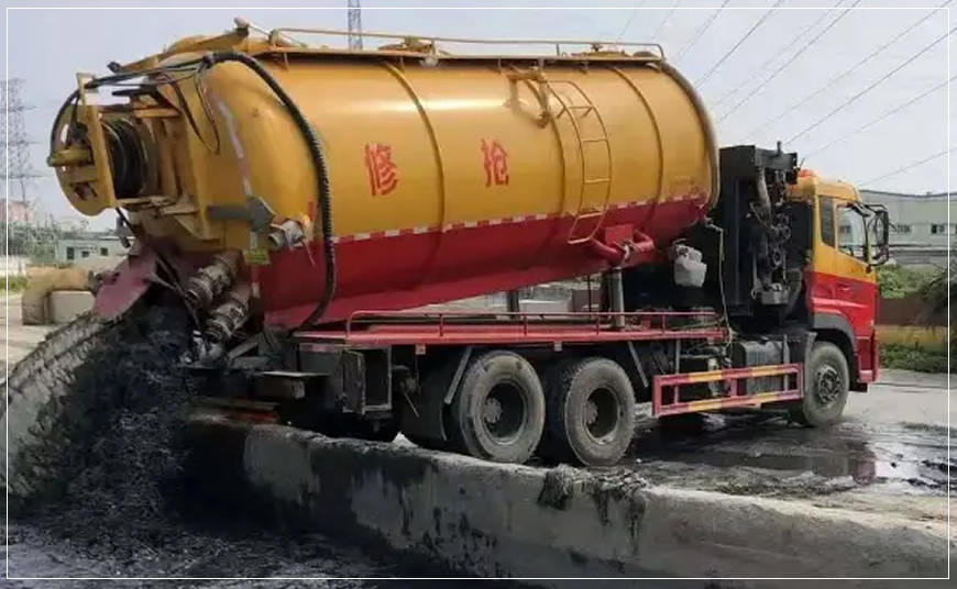 双流沉淀池清理案例